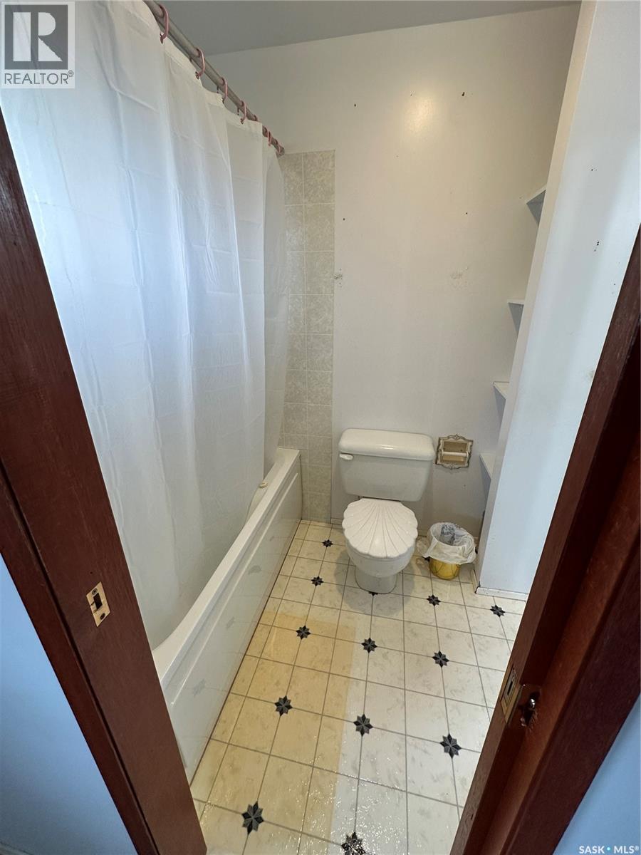 110 Railway Avenue Property Photo 15