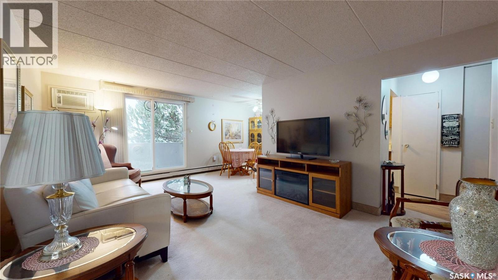 130 65 Westfield Drive Property Photo 2
