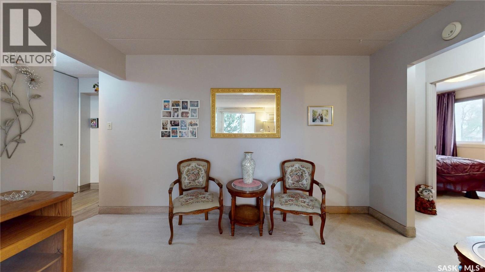 130 65 Westfield Drive Property Photo 4