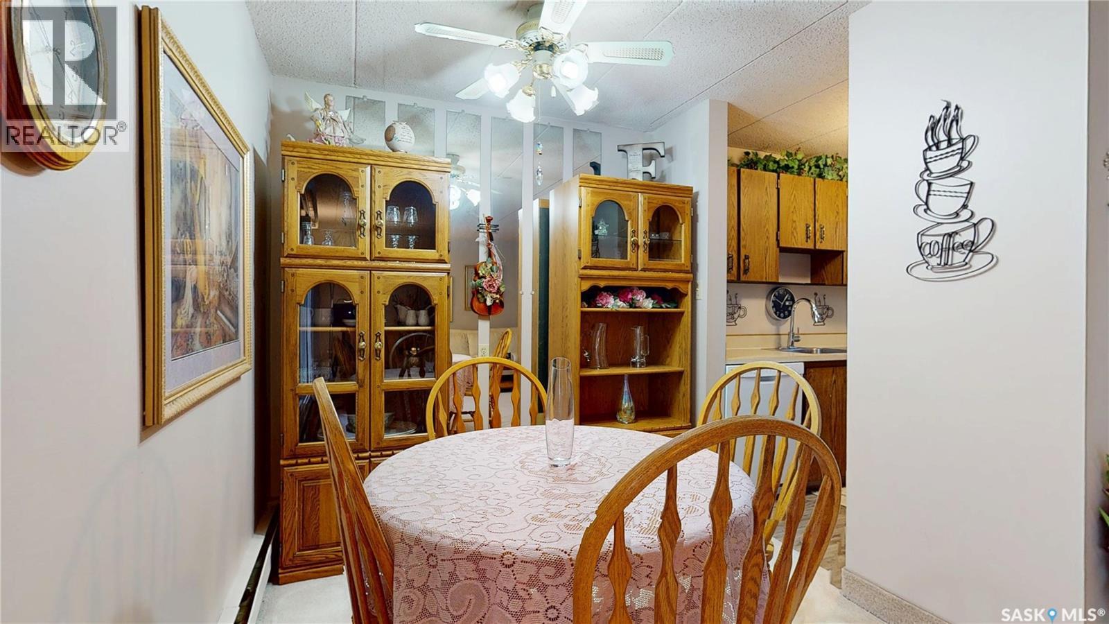 130 65 Westfield Drive Property Photo 8