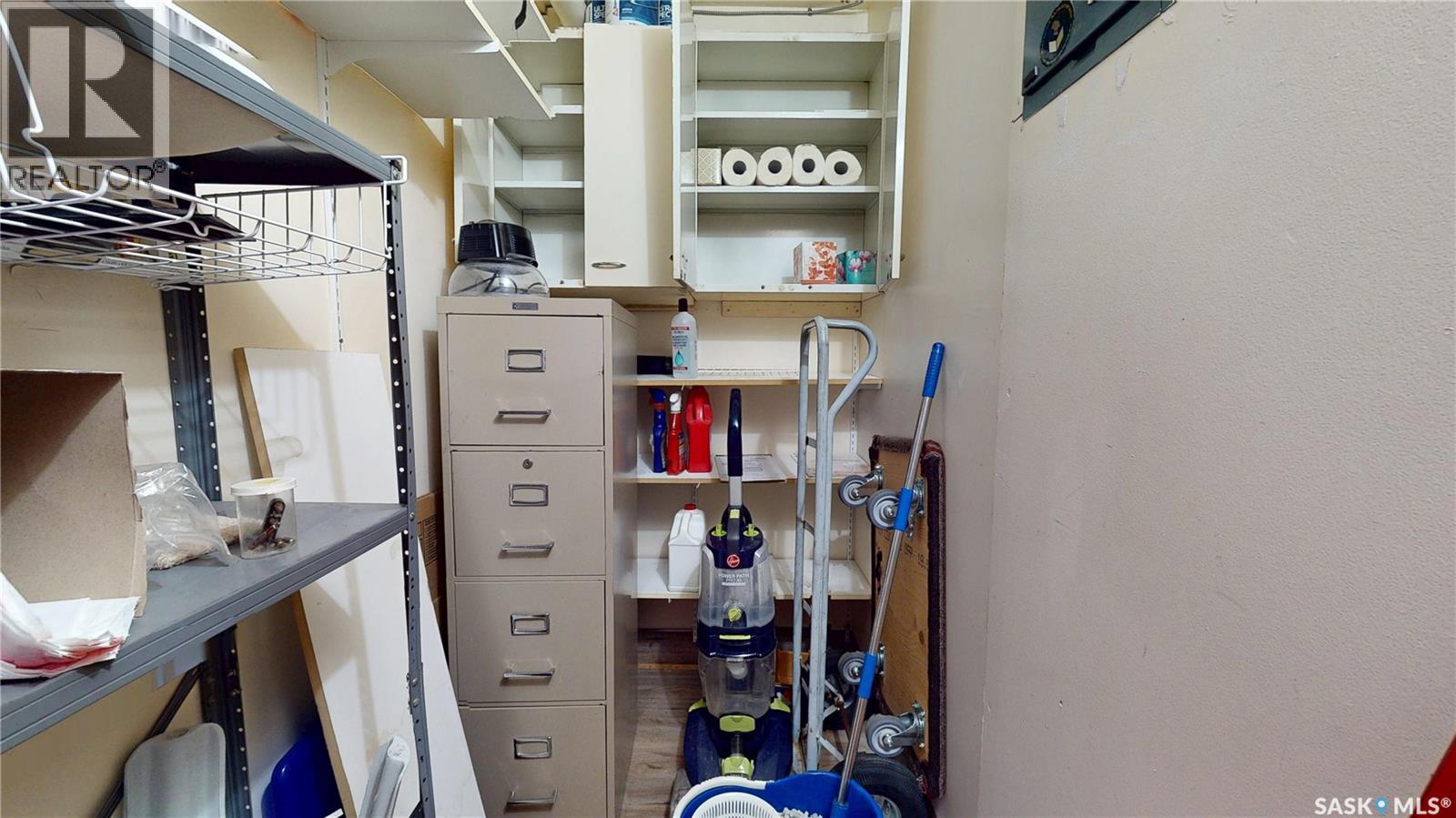 130 65 Westfield Drive Property Photo 15