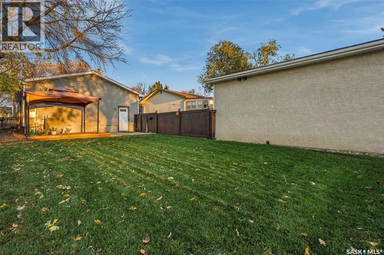 98 Magee Crescent Property Photo 34