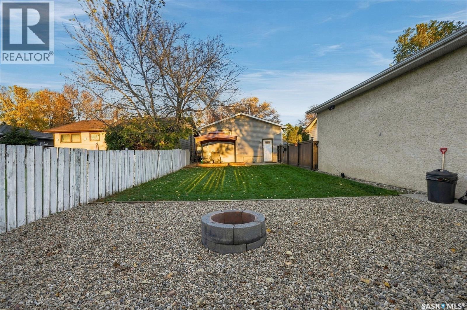 98 Magee Crescent Property Photo 35