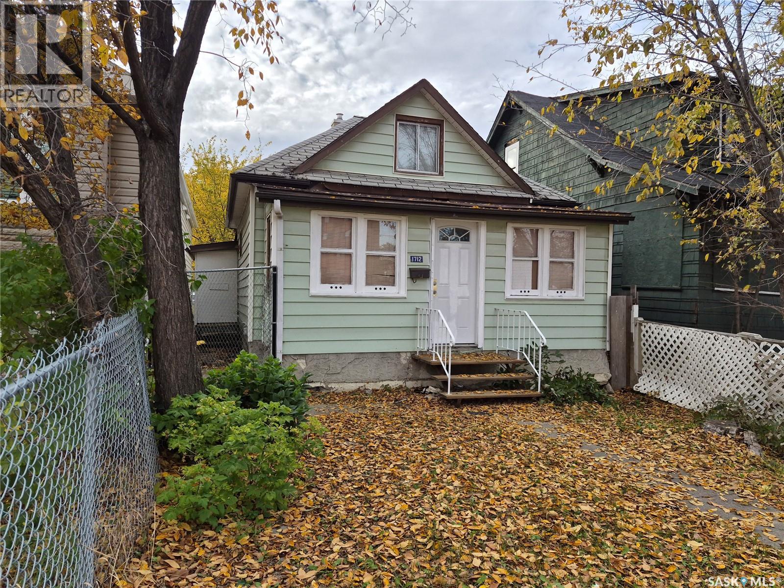 1712 Toronto STREET Property Photo 1
