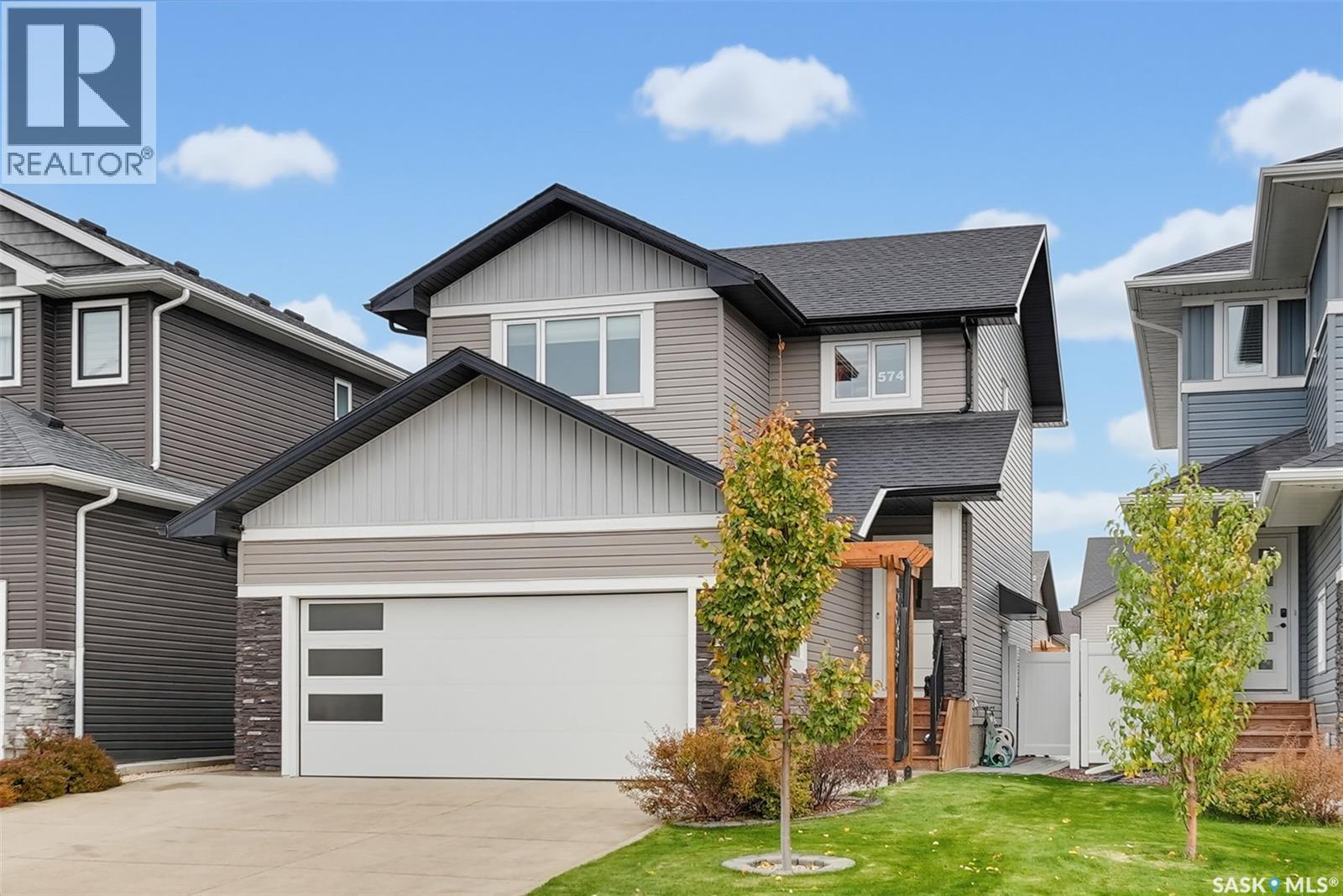 574 Mcfaull Crescent Property Photo 1