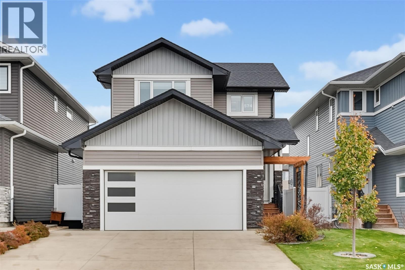 574 Mcfaull Crescent Property Photo 3