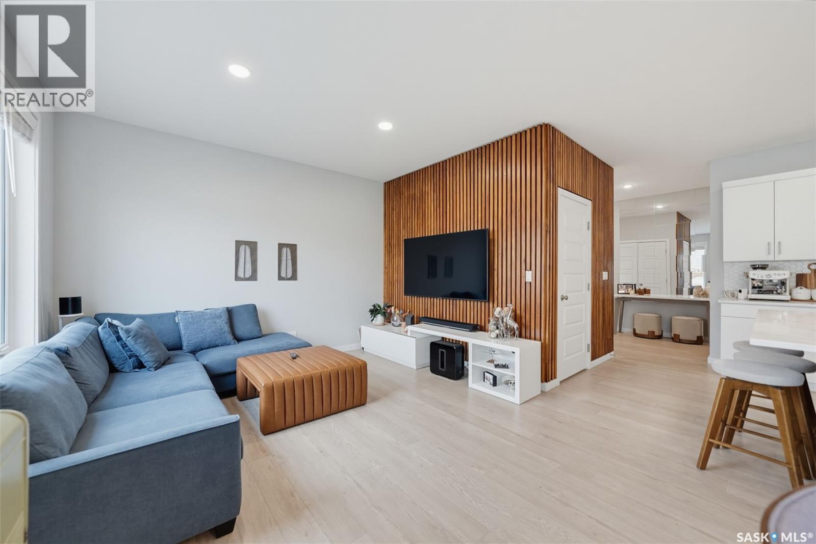574 Mcfaull Crescent Property Photo 12
