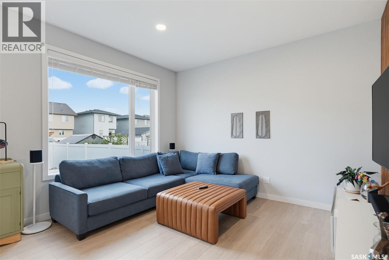 574 Mcfaull Crescent Property Photo 13