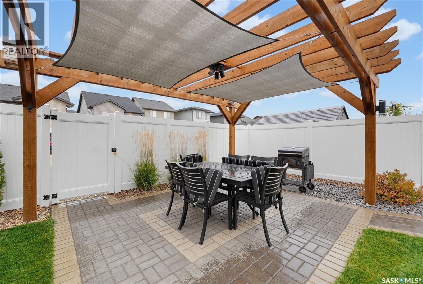574 Mcfaull Crescent Property Photo 46