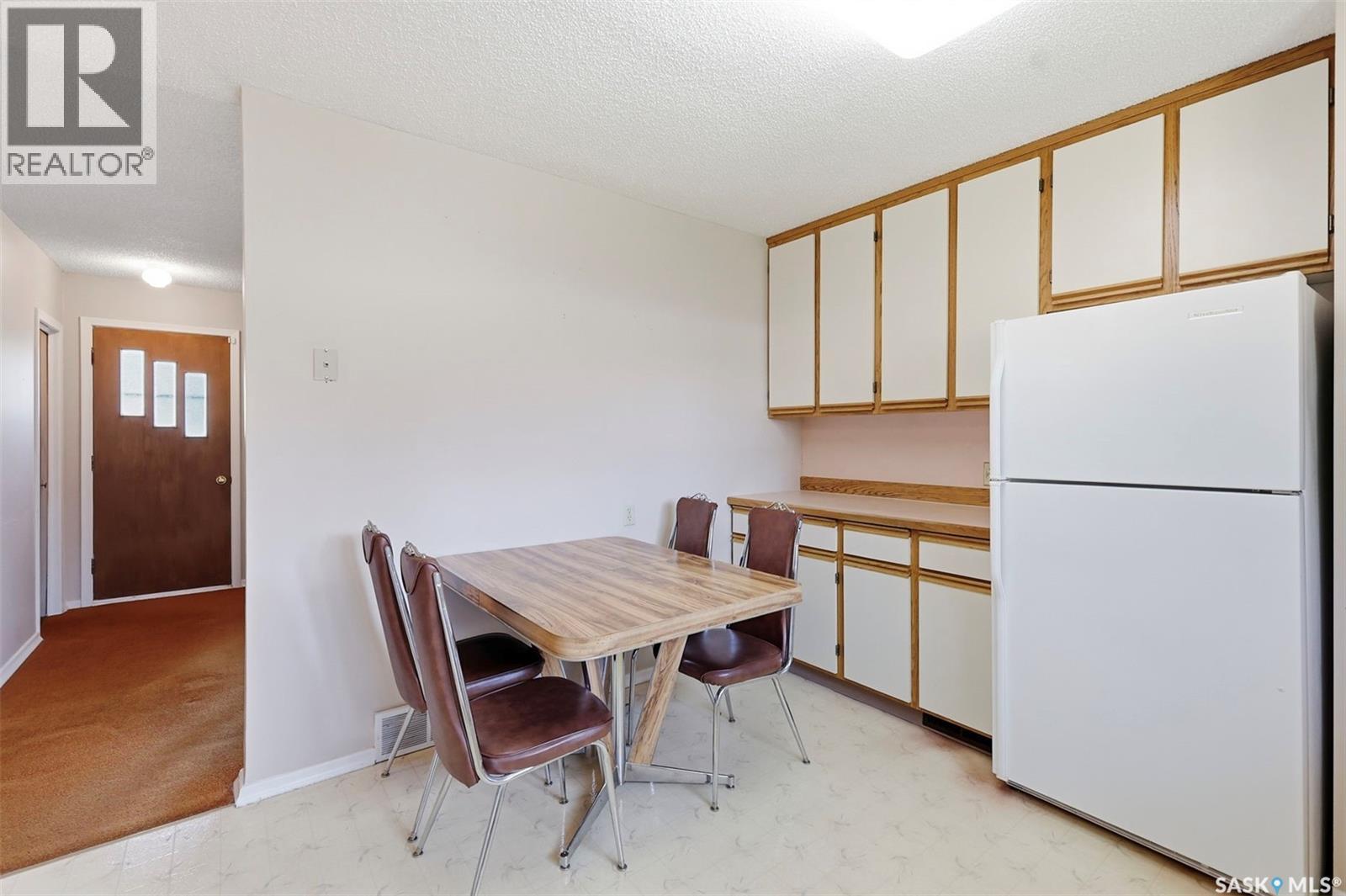 370 Taylor Avenue Property Photo 8