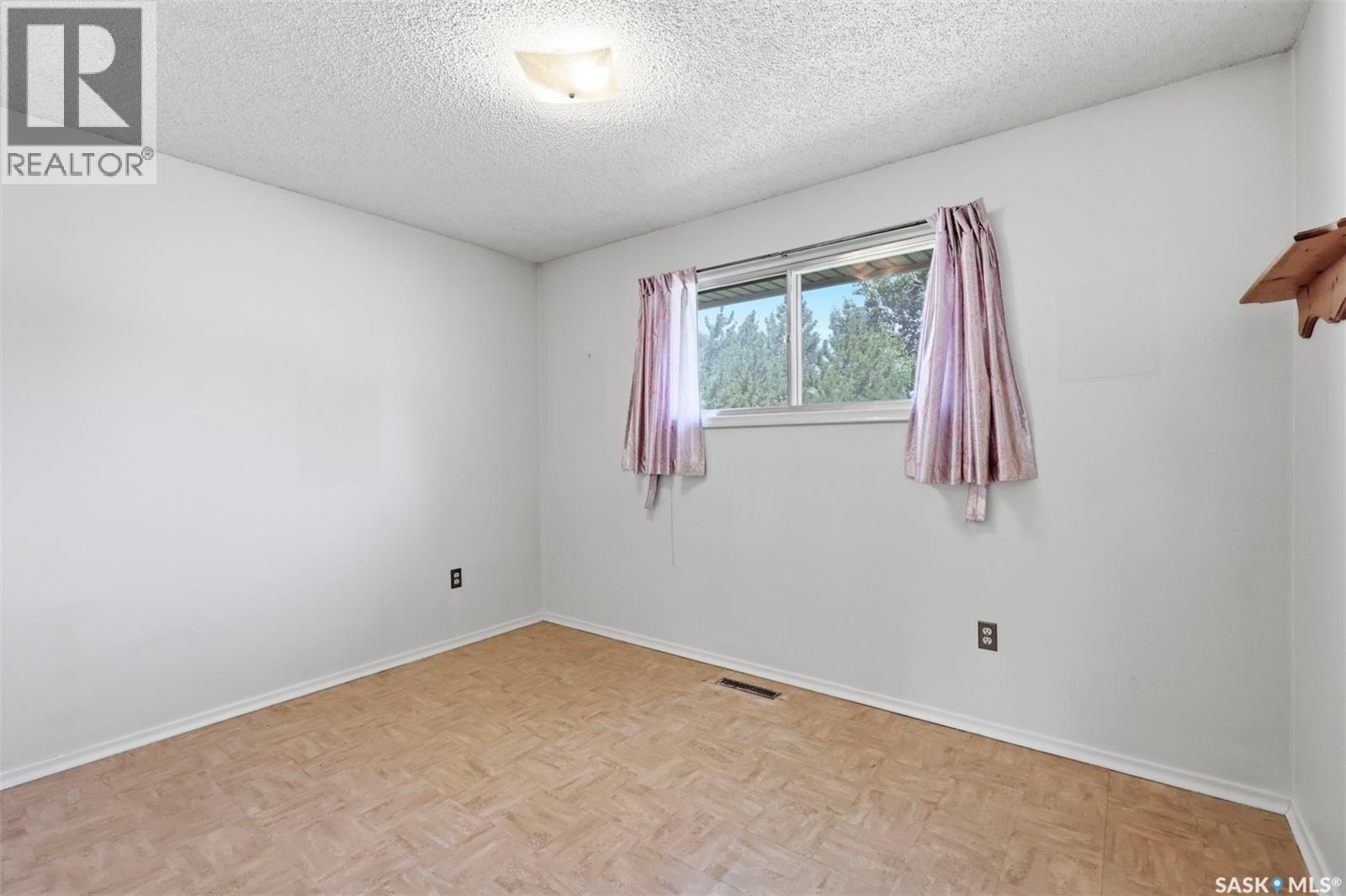 370 Taylor Avenue Property Photo 12