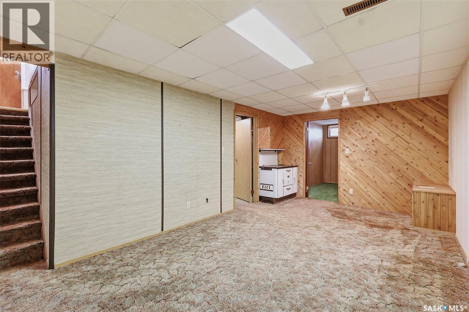 370 Taylor Avenue Property Photo 14