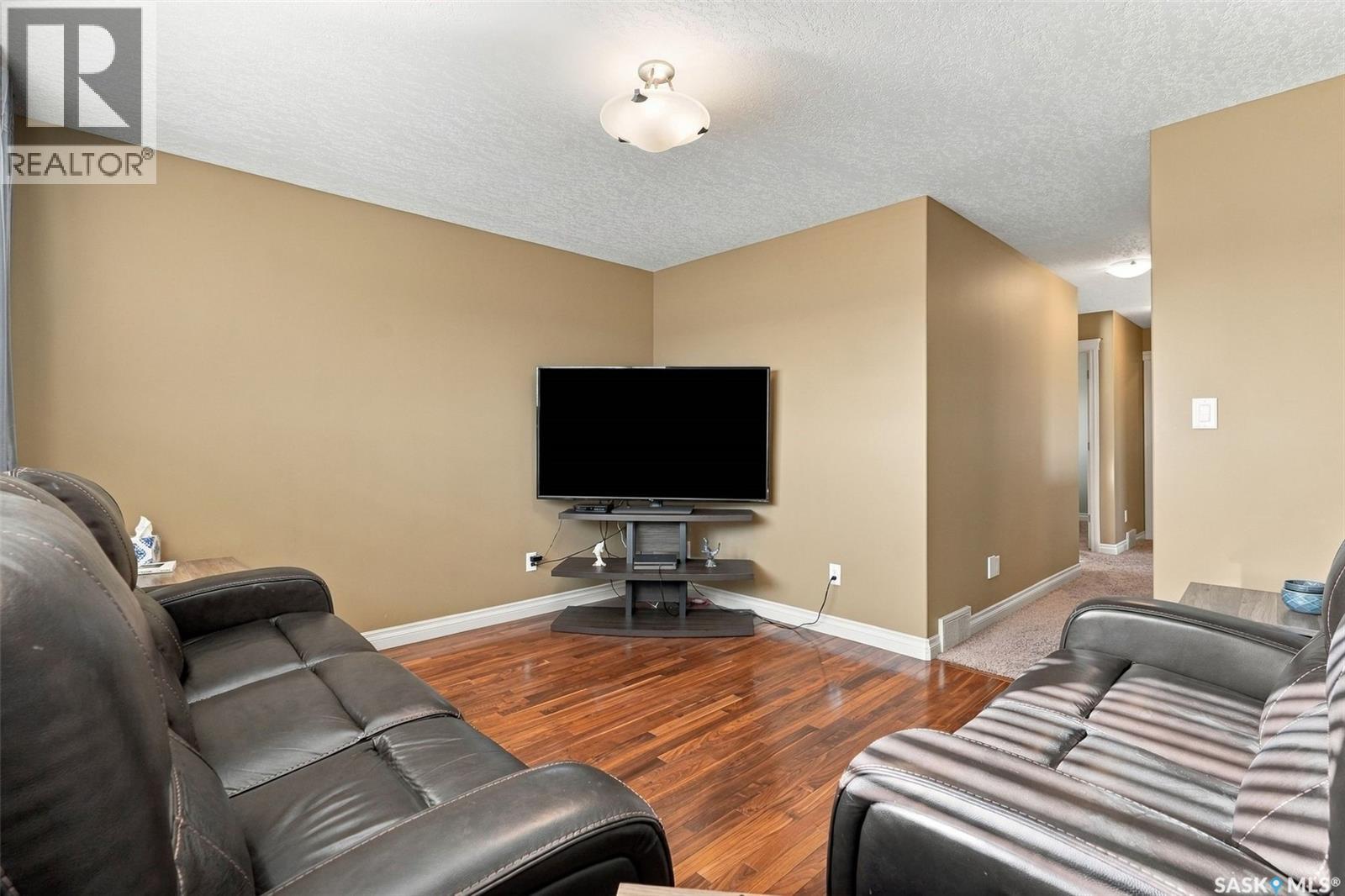 4518 Cudmore Crescent Property Photo 22