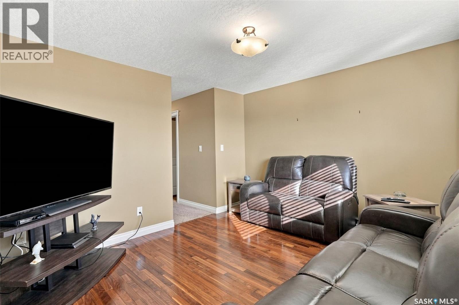 4518 Cudmore Crescent Property Photo 23