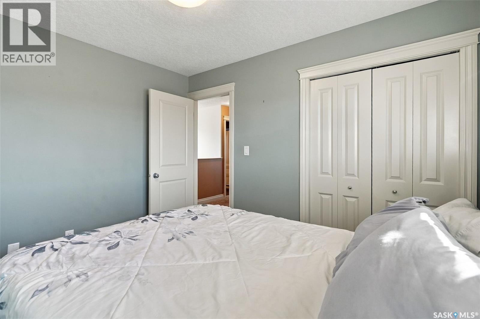 4518 Cudmore Crescent Property Photo 34