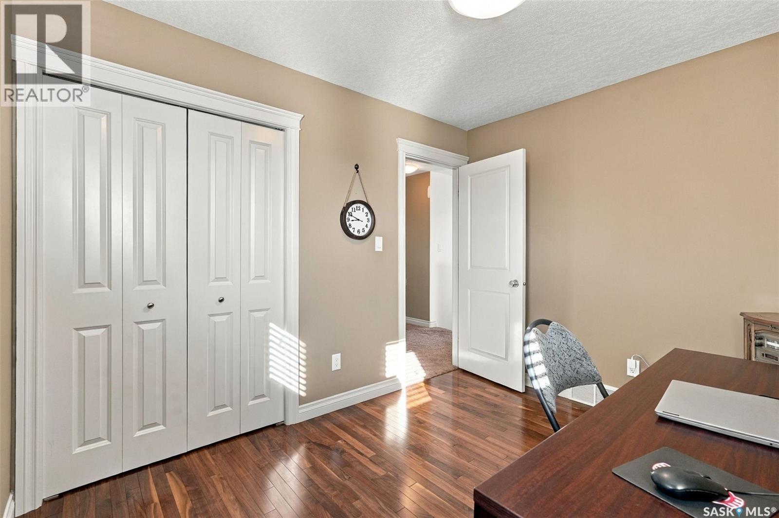 4518 Cudmore Crescent Property Photo 36