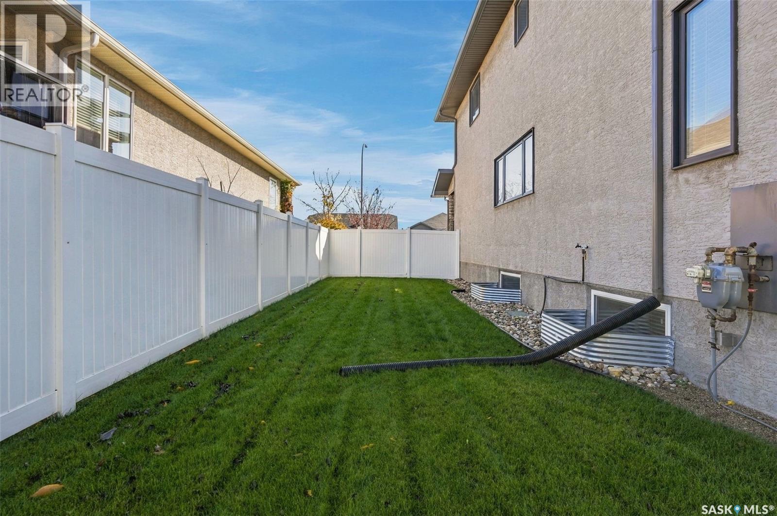 4518 Cudmore Crescent Property Photo 54