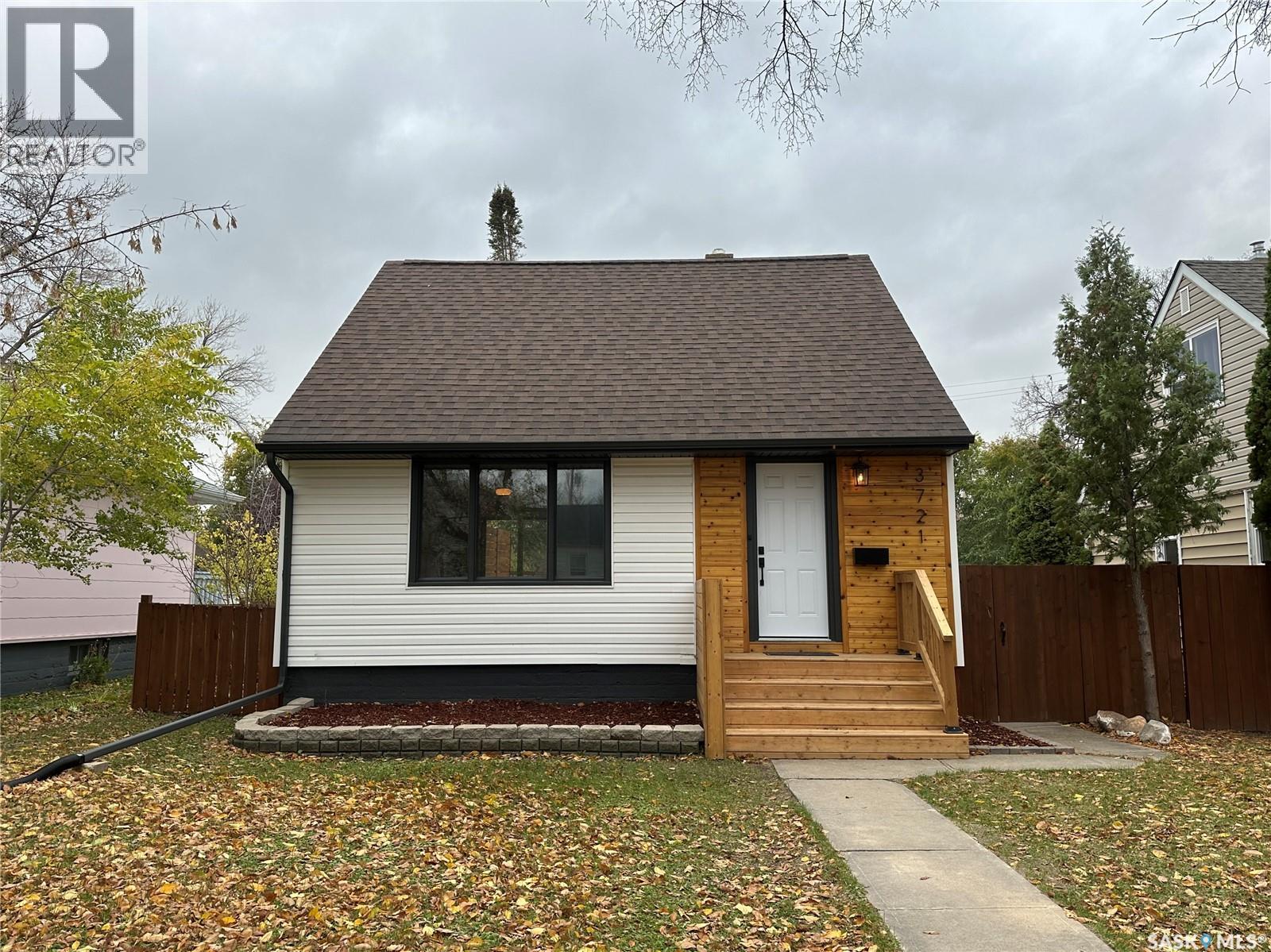3721 Caen Avenue Property Photo 1