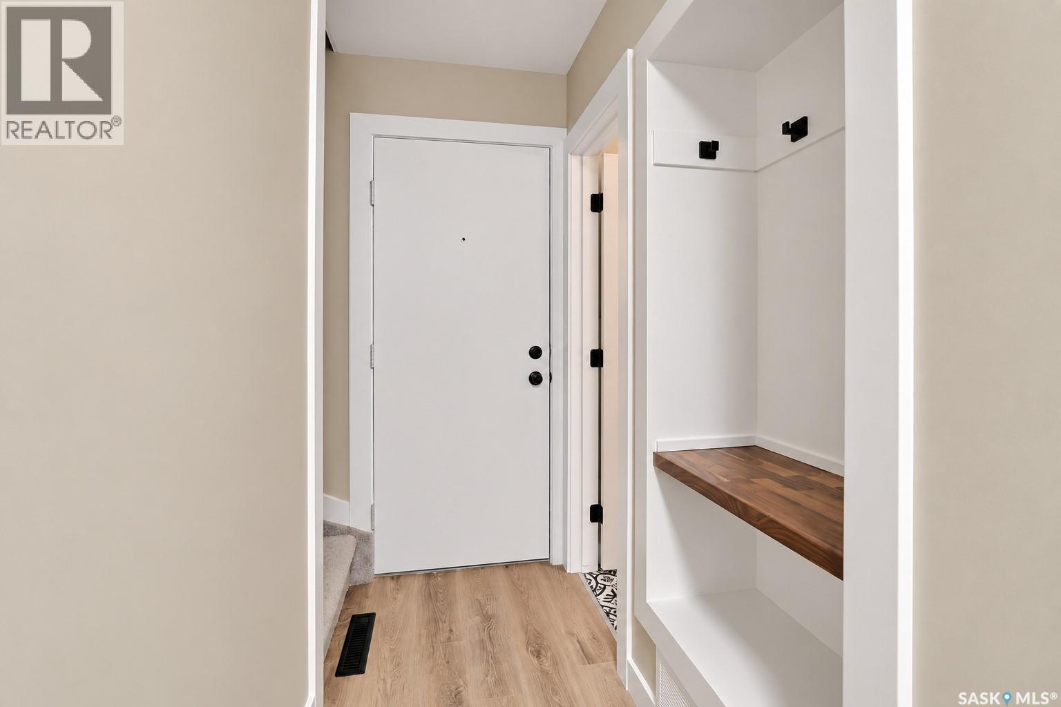 3721 Caen Avenue Property Photo 13