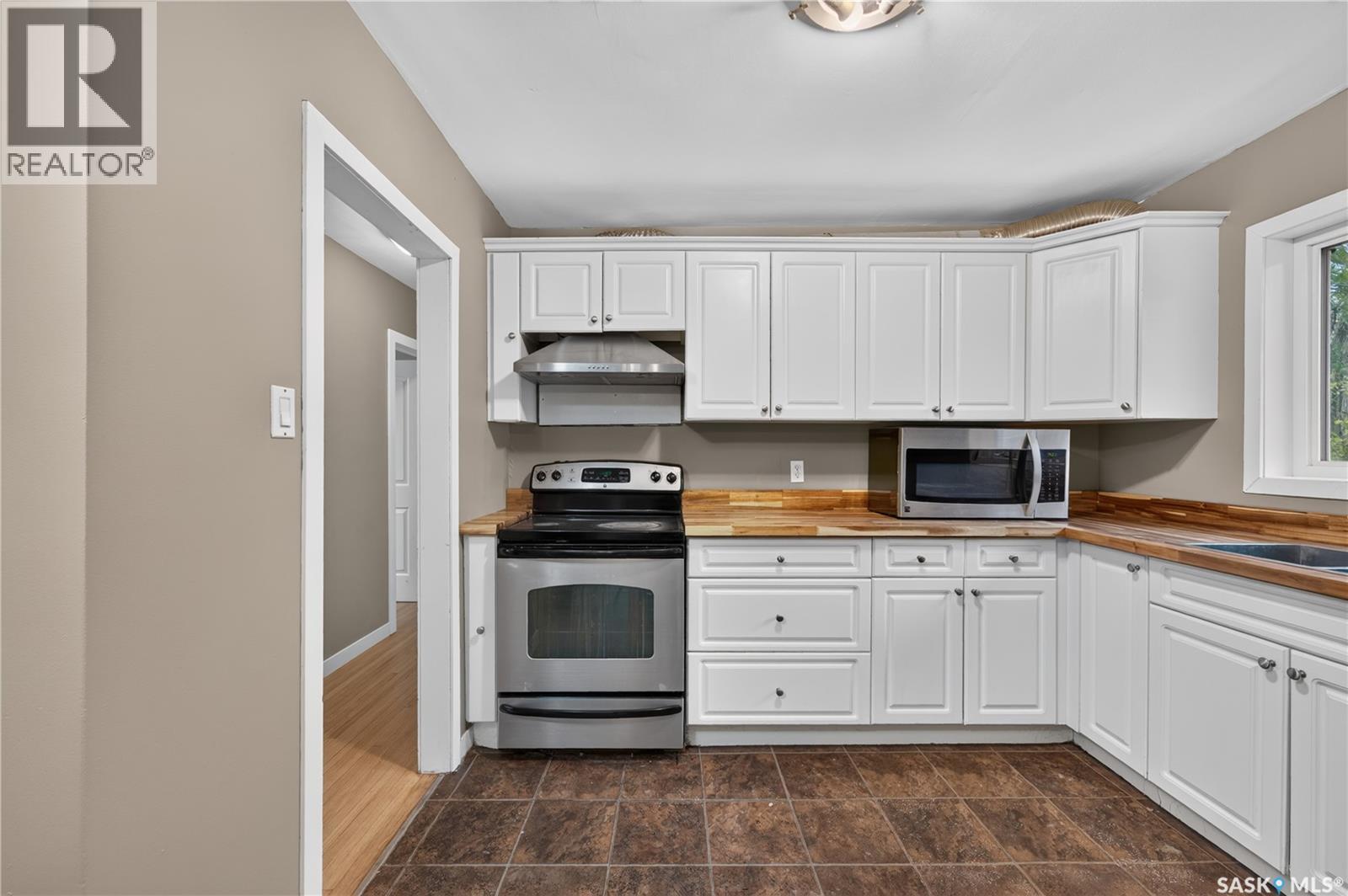 21 Dunning Crescent Property Photo 8