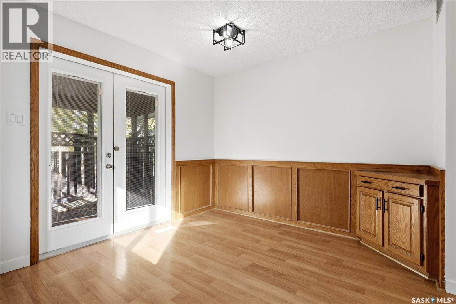 1014 Mawson Bay Property Photo 10