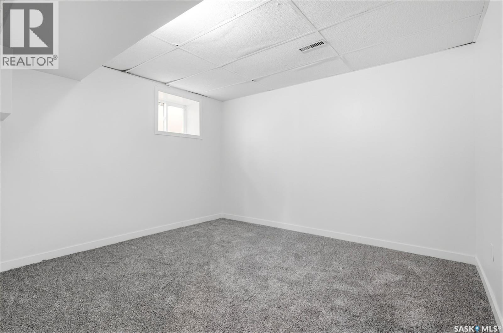 1014 Mawson Bay Property Photo 24