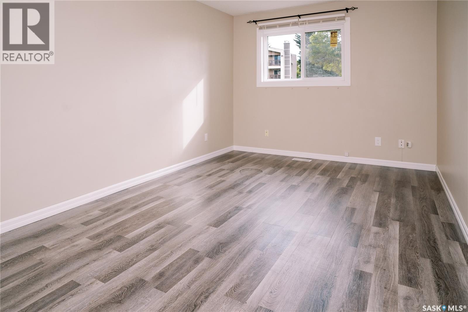 416 510 Prairie Avenue Property Photo 34
