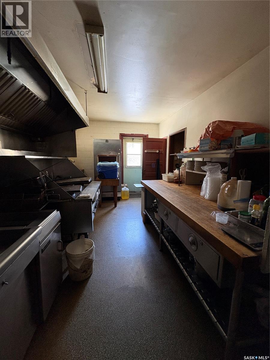 310 Main Street N Property Photo 7