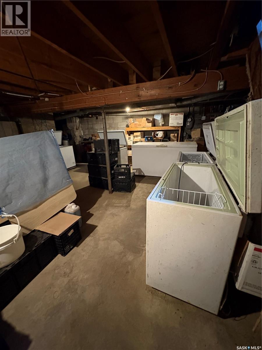310 Main Street N Property Photo 20