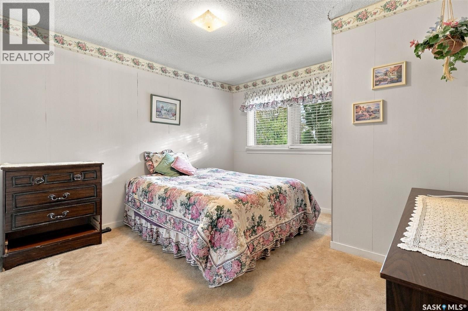 3030 Elphinstone Street Property Photo 10