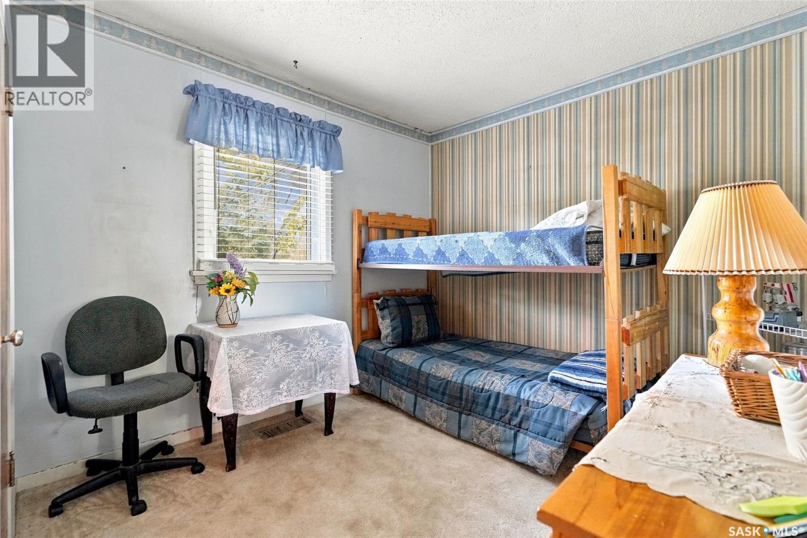 3030 Elphinstone Street Property Photo 13