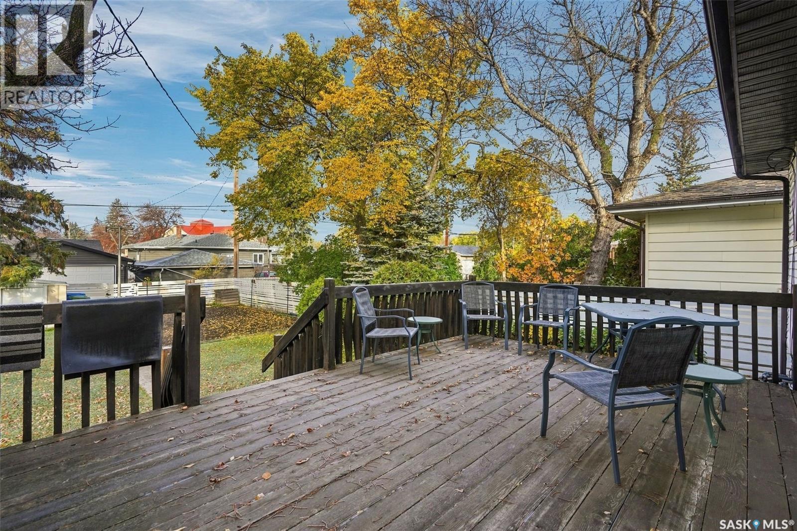 3030 Elphinstone Street Property Photo 26