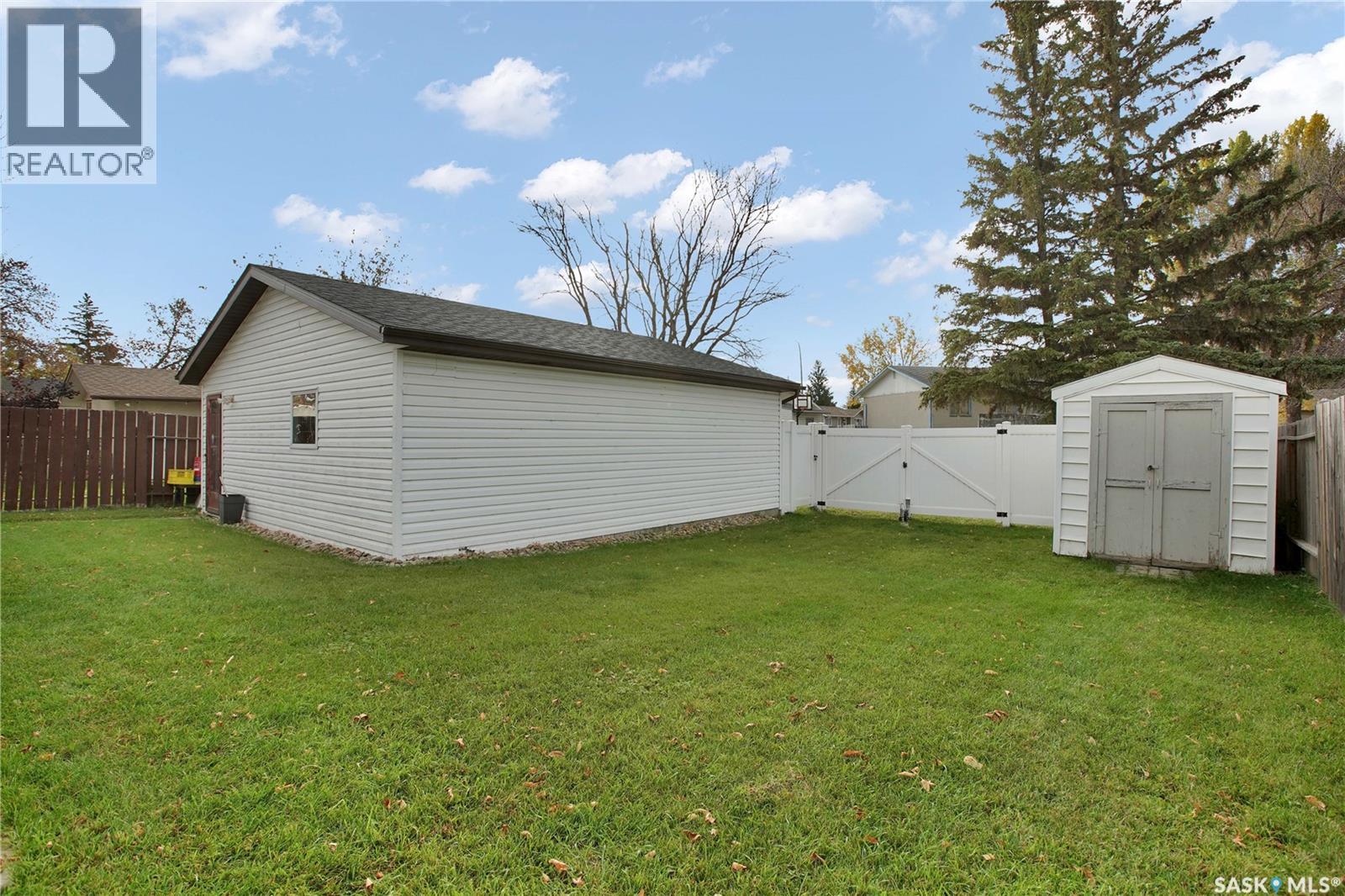 106 Shea Crescent Property Photo 28