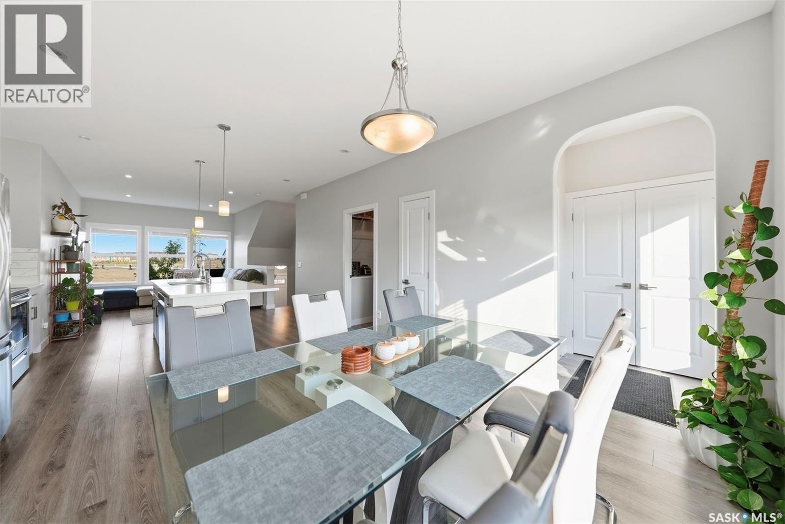562 Stilling Way Property Photo 13