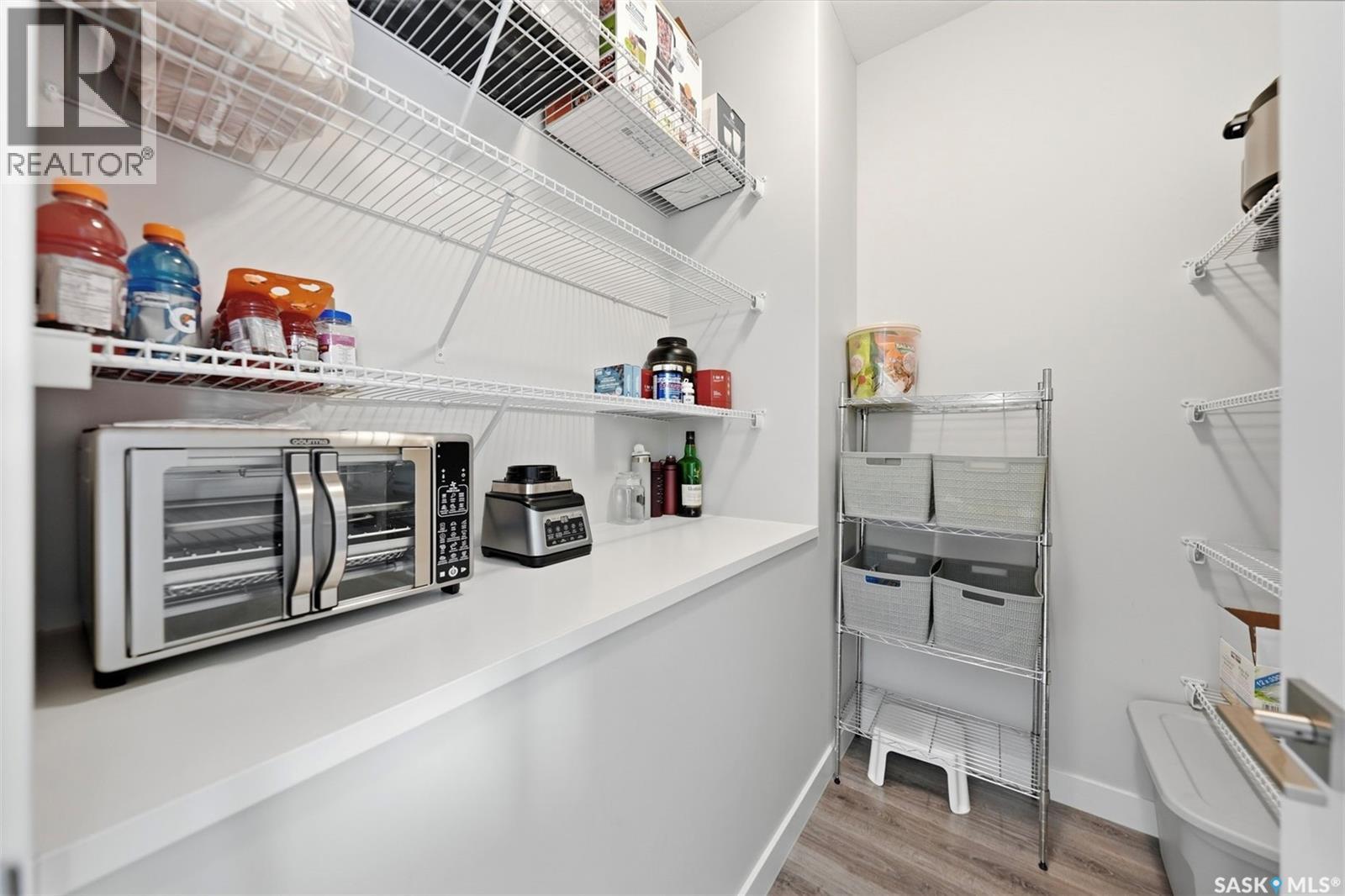 562 Stilling Way Property Photo 14