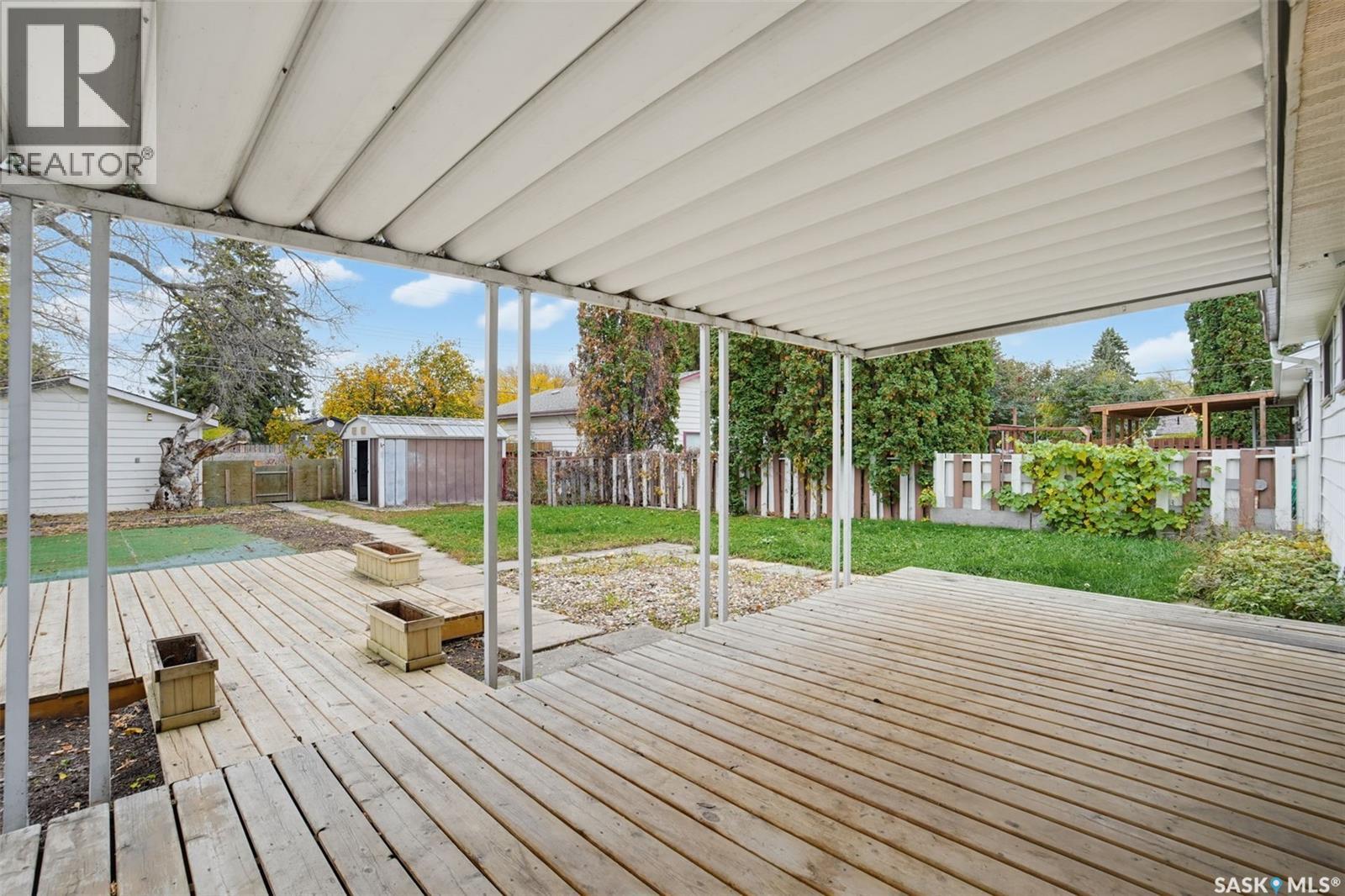 706 S Avenue N Property Photo 19