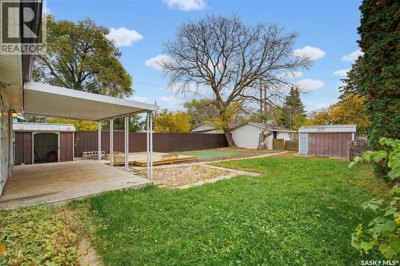 706 S Avenue N Property Photo 23
