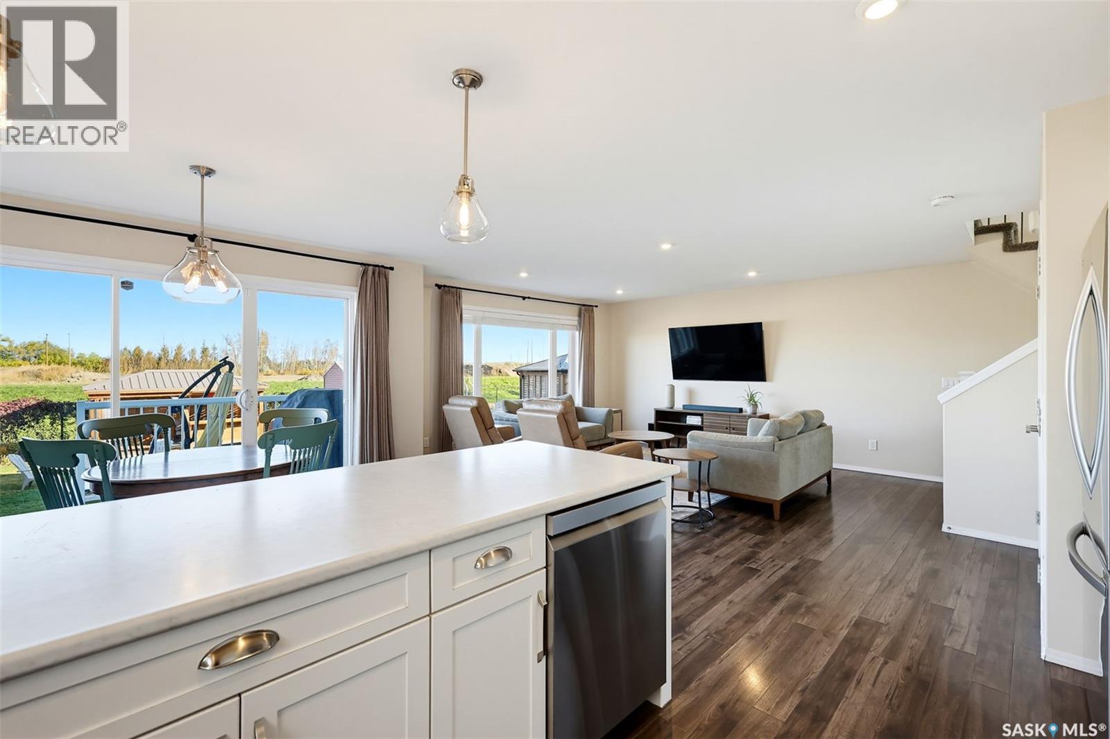 263 Eaton Crescent Property Photo 13