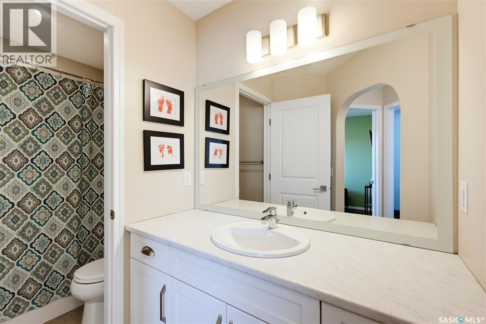 263 Eaton Crescent Property Photo 22