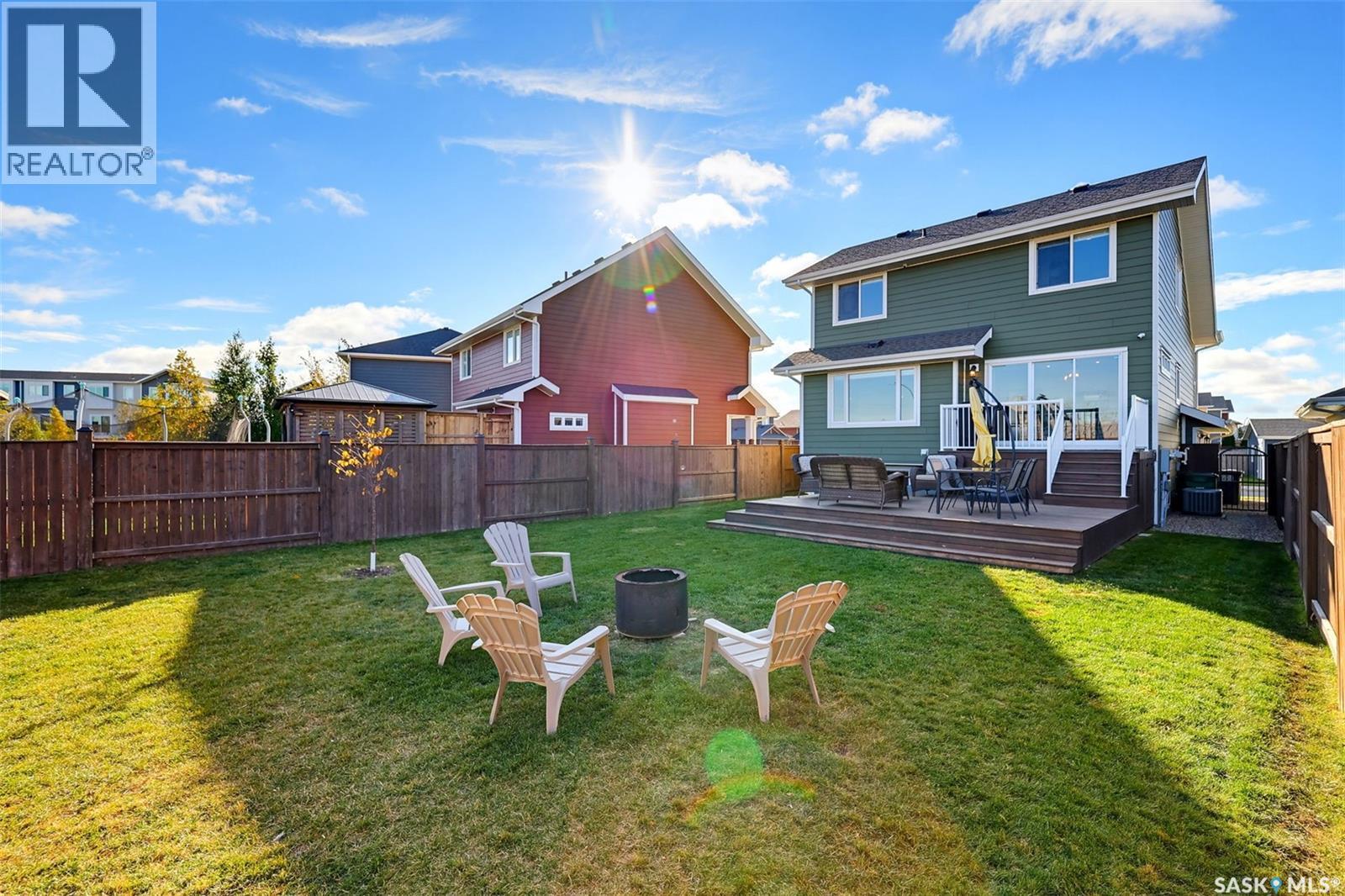 263 Eaton Crescent Property Photo 35