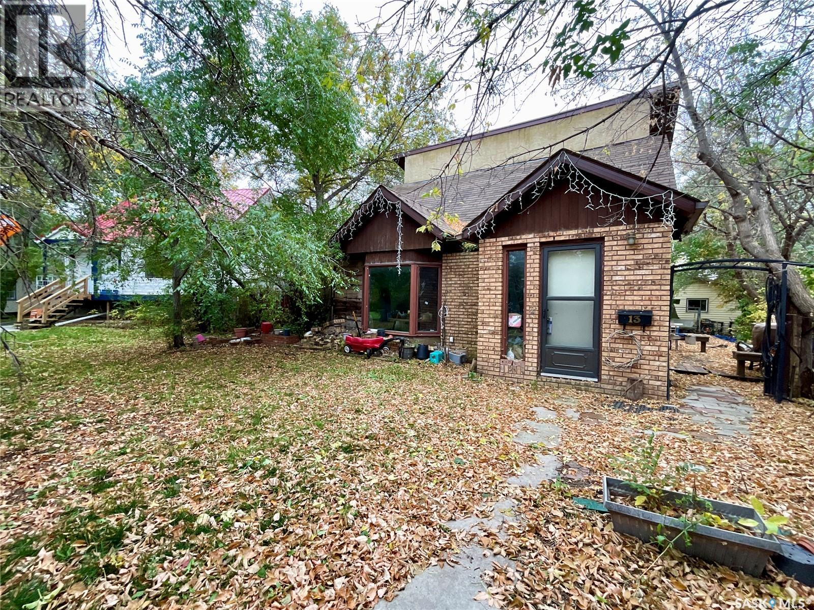 13 Merritt Crescent Property Photo 2