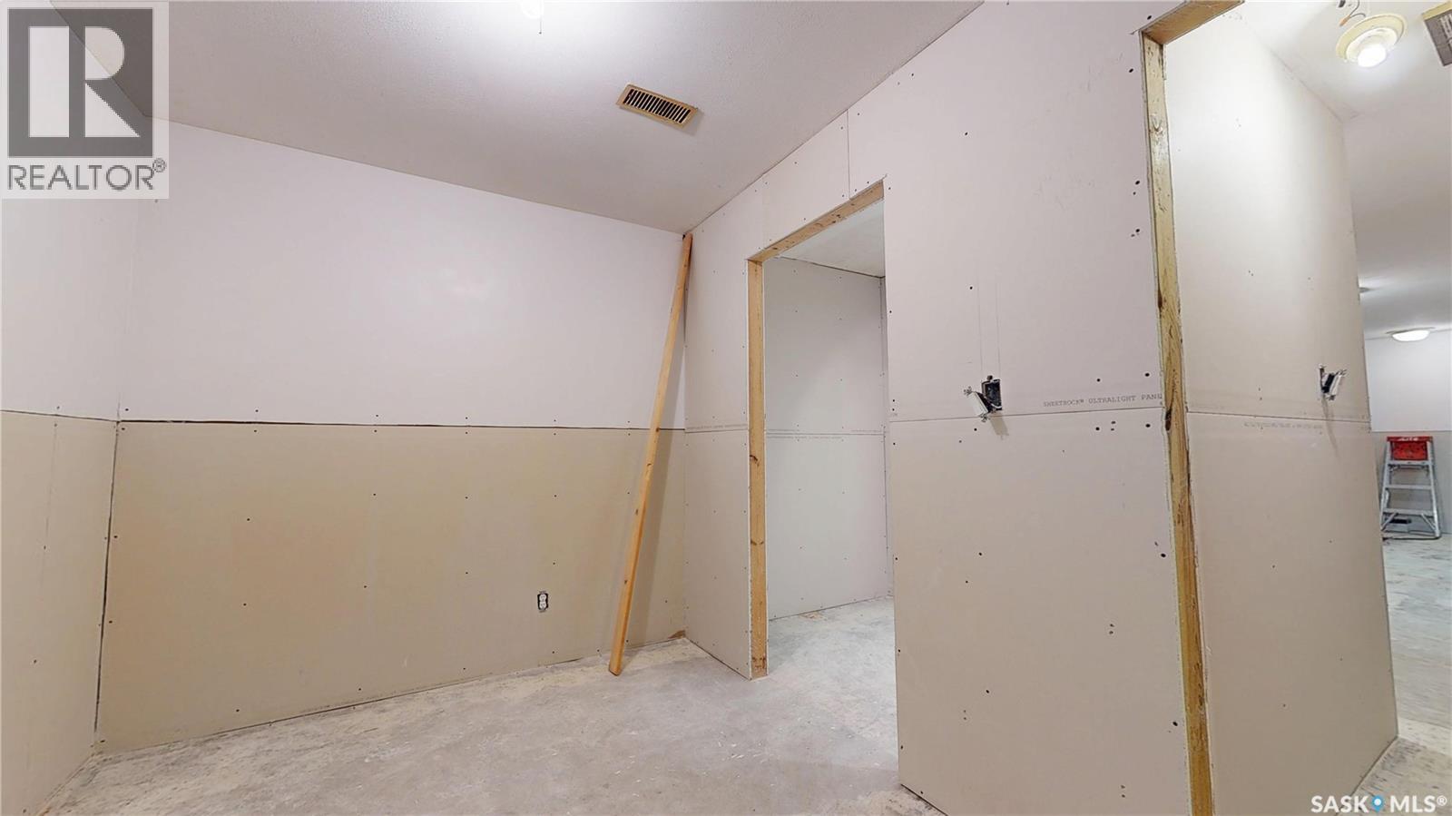 108 Griffin Street Property Photo 31