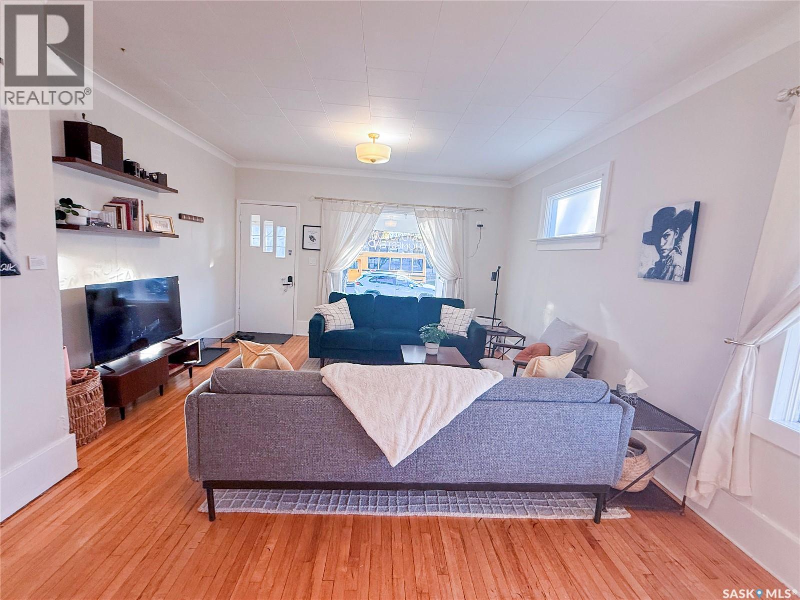 345 2nd Street W Property Photo 17