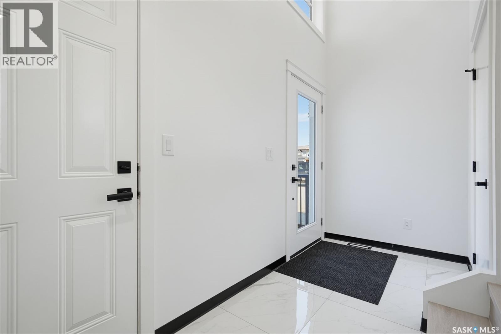239 Taskamanwa Street Property Photo 4