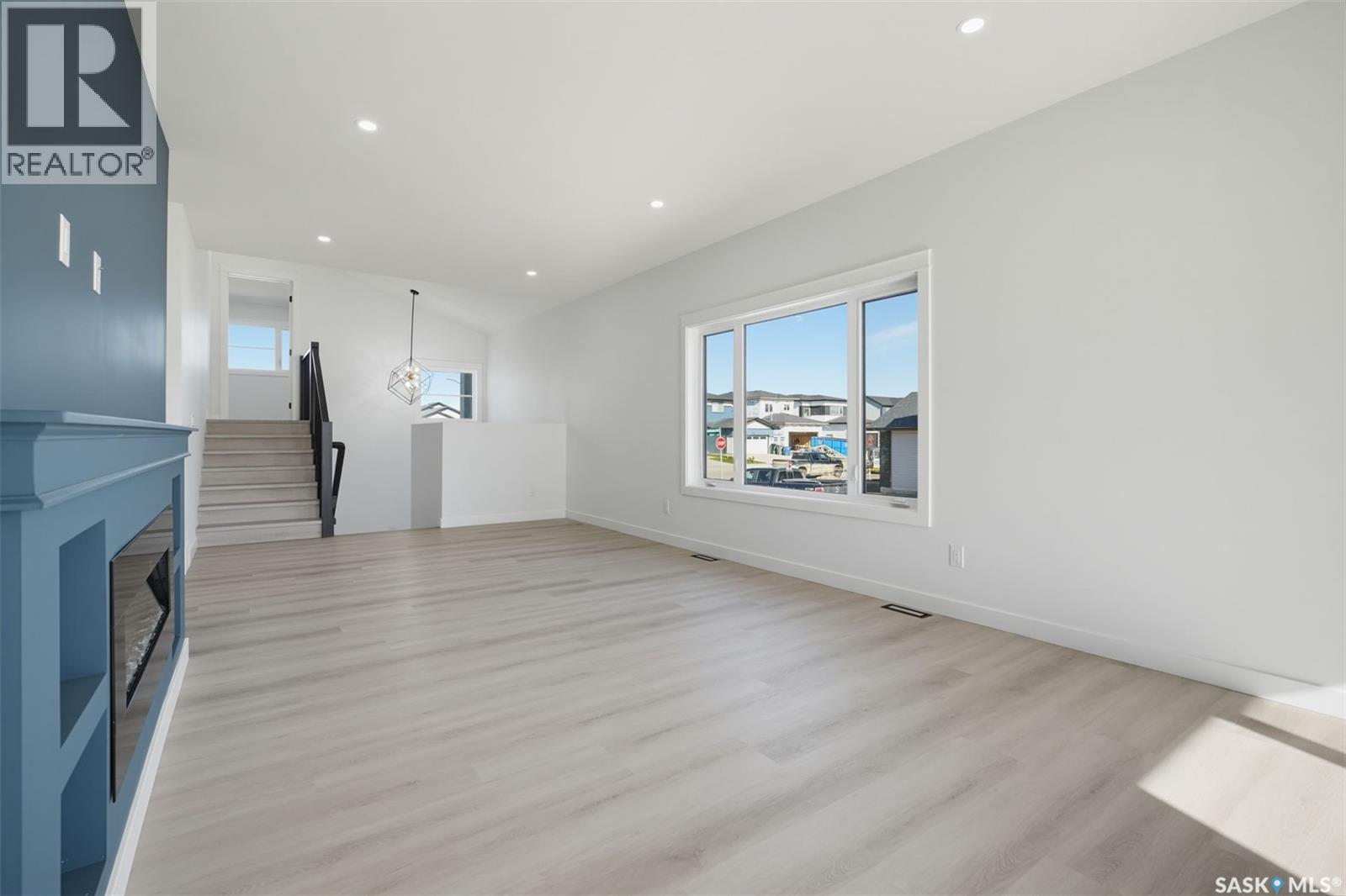 239 Taskamanwa Street Property Photo 6