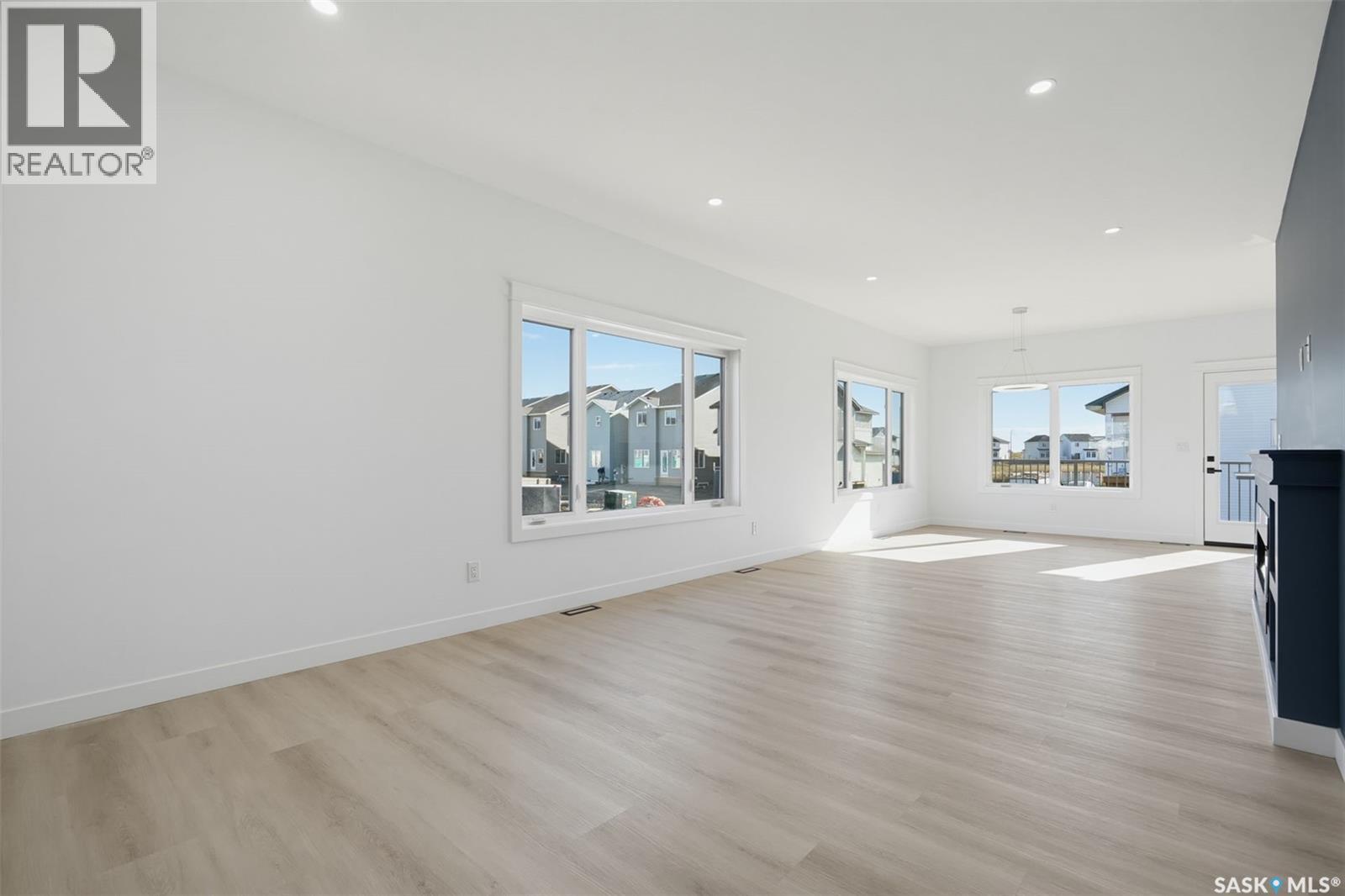 239 Taskamanwa Street Property Photo 7