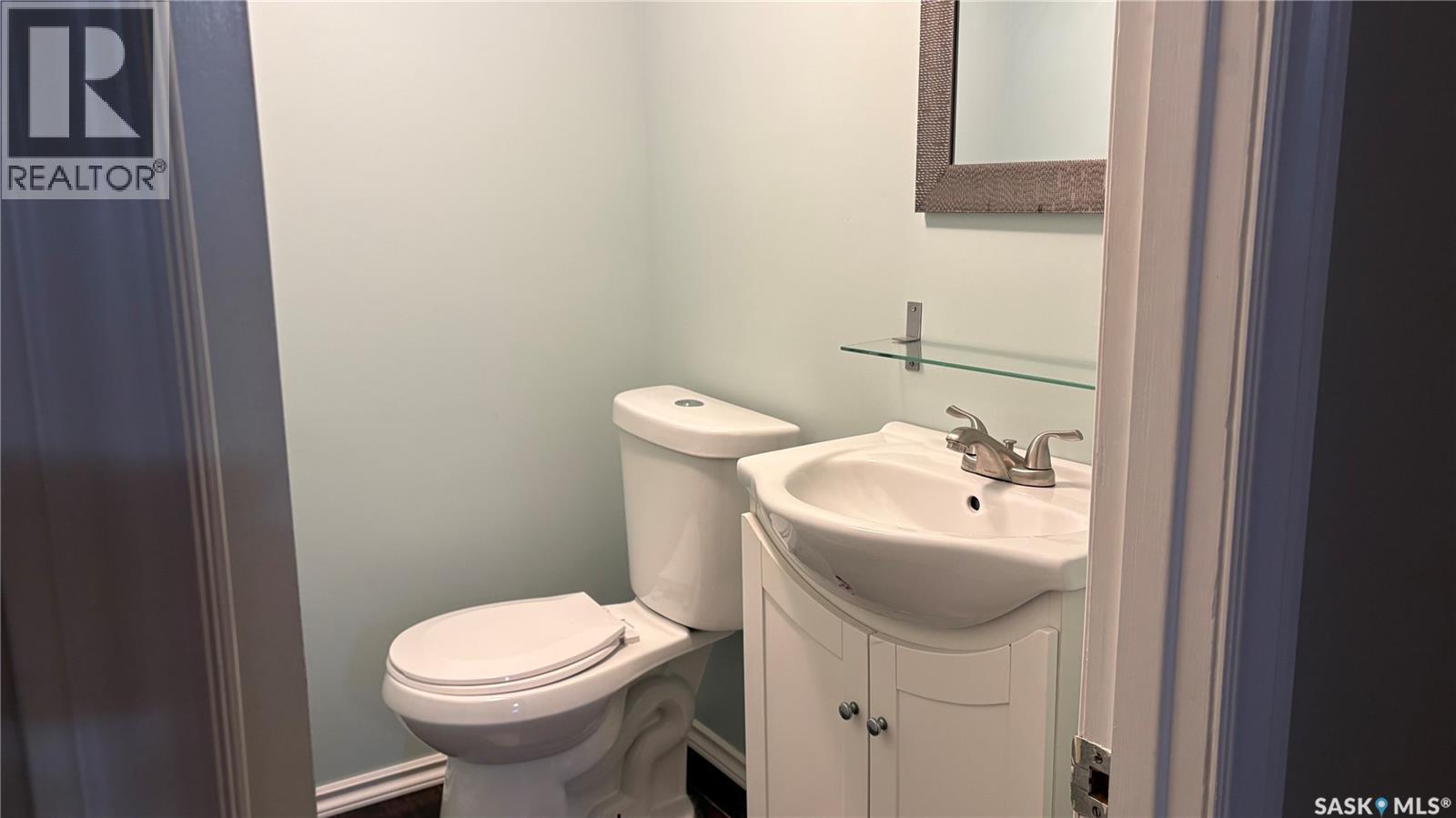 211 Downey Street Property Photo 15