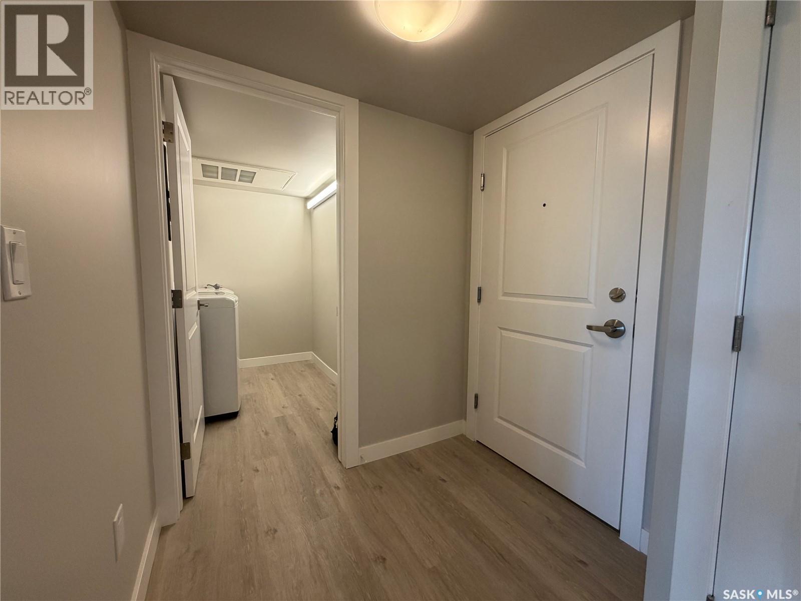 107 318 108th Street W Property Photo 3