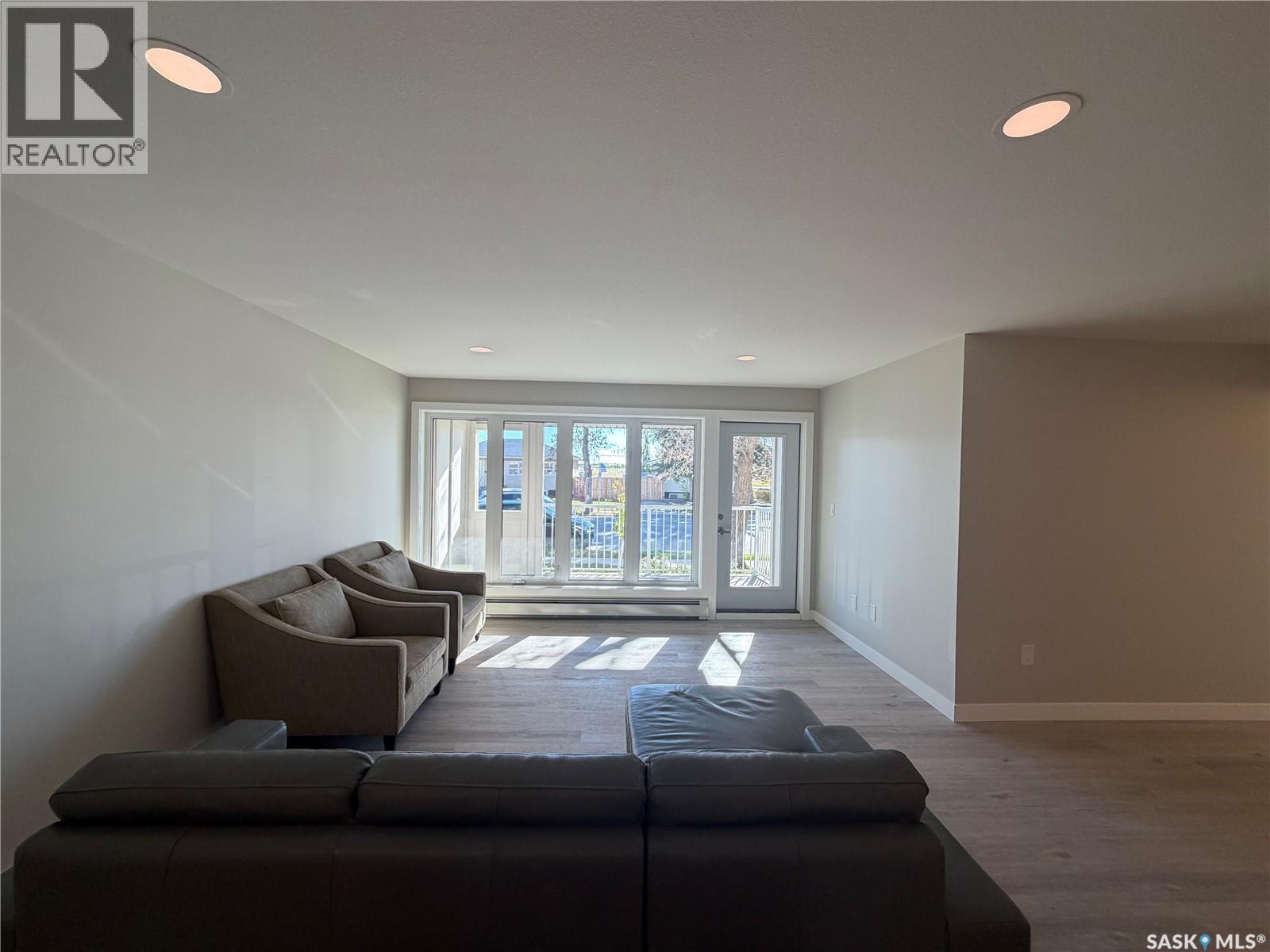107 318 108th Street W Property Photo 18