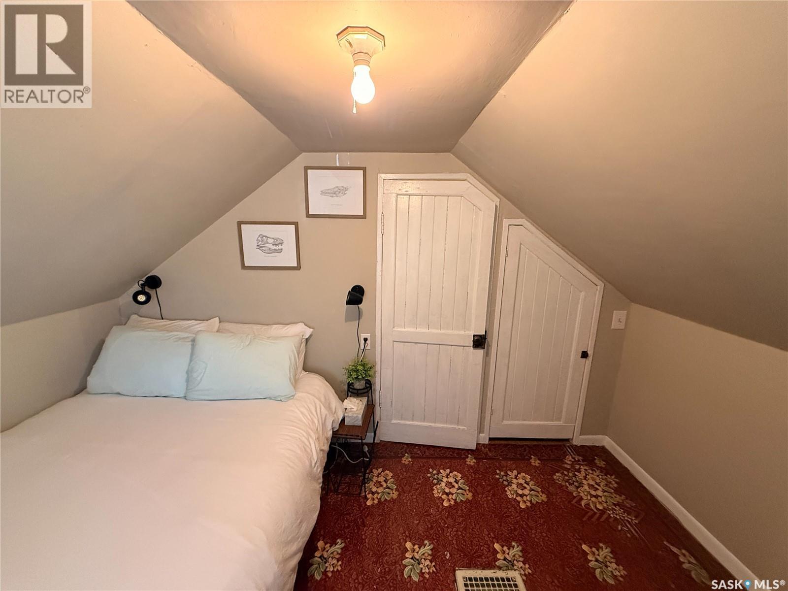 440 Redcoat Drive Property Photo 19